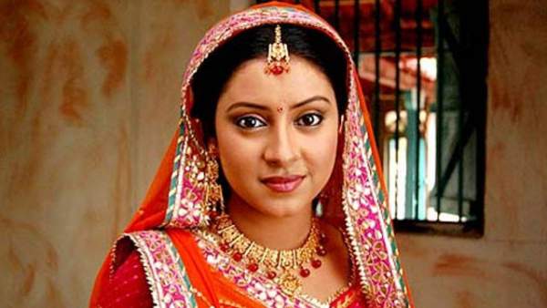Pratyusha Banerjee Commits Suicide: Balika Vadhu Actress Hung Herself [Confirmed]