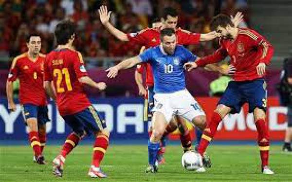 Italy vs Spain Live Score