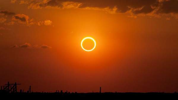 Solar Eclipse 2016 Live Streaming Info: When and How To Watch ‘Ring of Fire’ Online On 1st September (Surya Grahan)