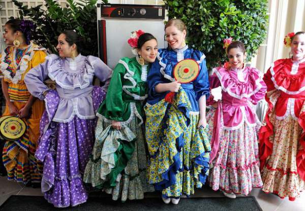 Happy Cinco de Mayo: When & What Is History and Meaning of May 5th Mexican Celebrations (Recipes & Parties)