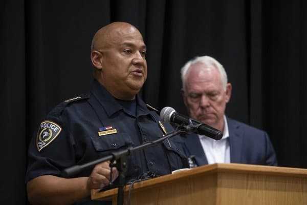 Uvalde School District Police Chief Peter Arredondo Decided Not To Send Officers Inside